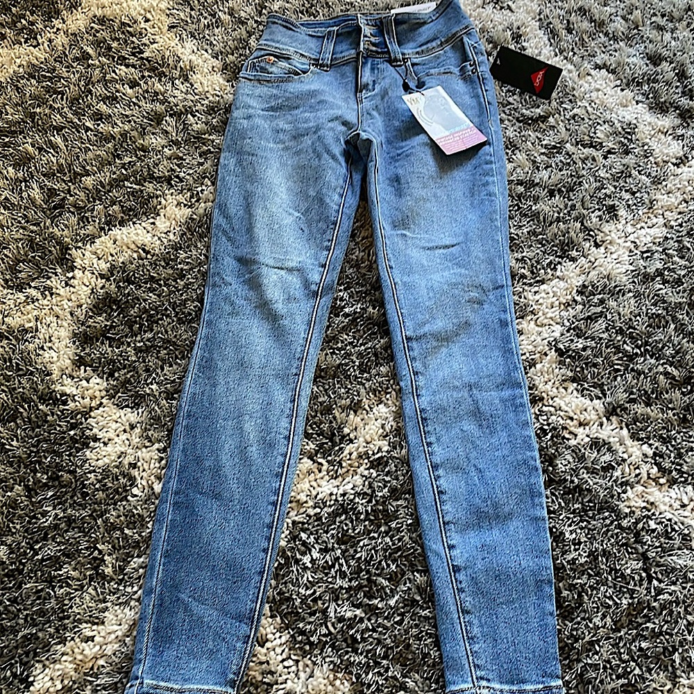 NWT YMI stretchy skinny jeans size 3